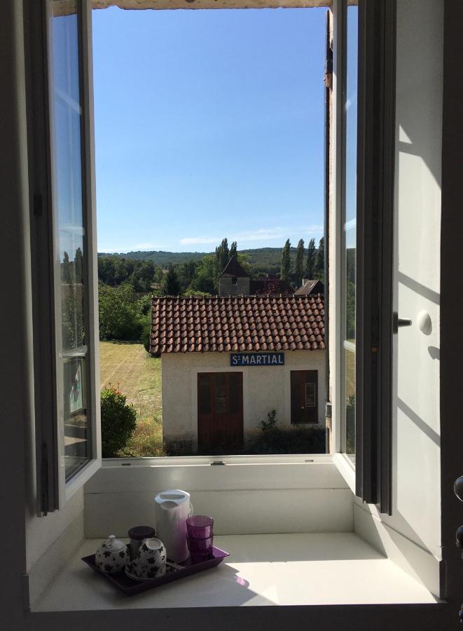 Ancien Relais De Poste The Old Post Office Bed & Breakfast Saint-Martial-d'Albarede Exterior foto